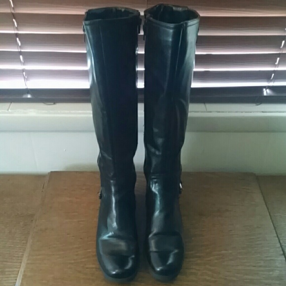 AEROSOLES Shoes - Aerosols Black knee high boots size 8